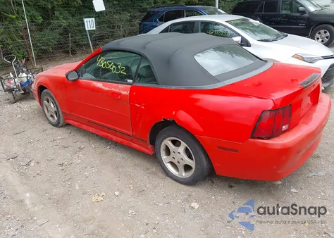 2001 Ford Mustang from USA, damaged, VIN 1FAFP44471F159614